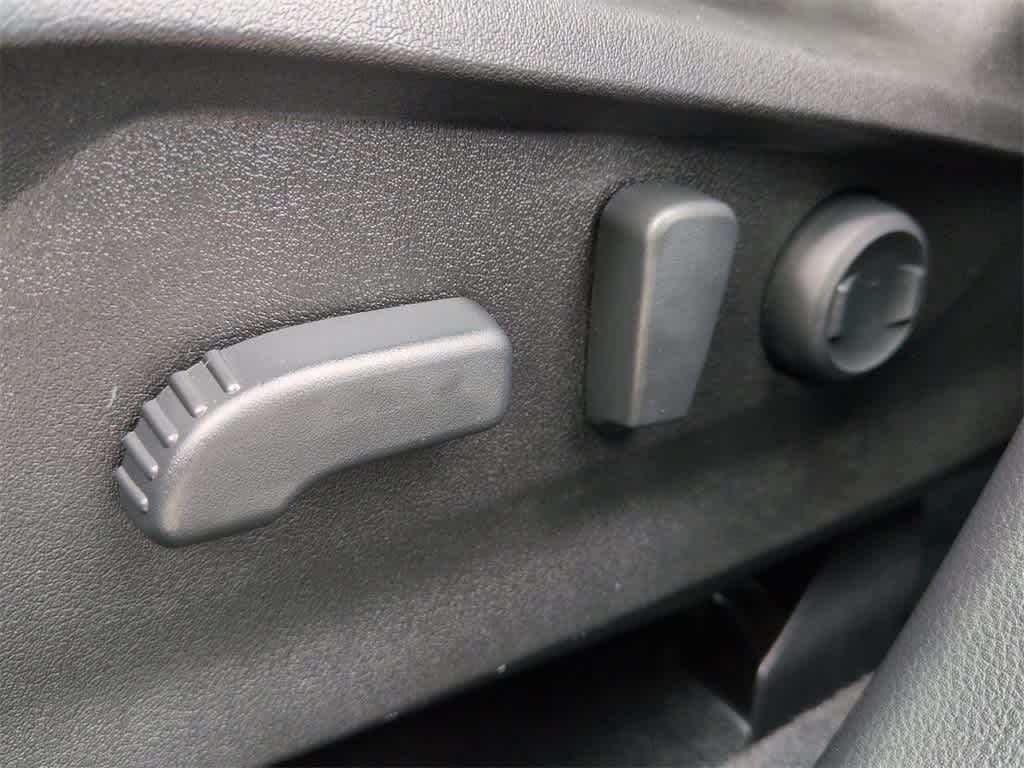 Thumbnail: 2022 Subaru Forester - 18