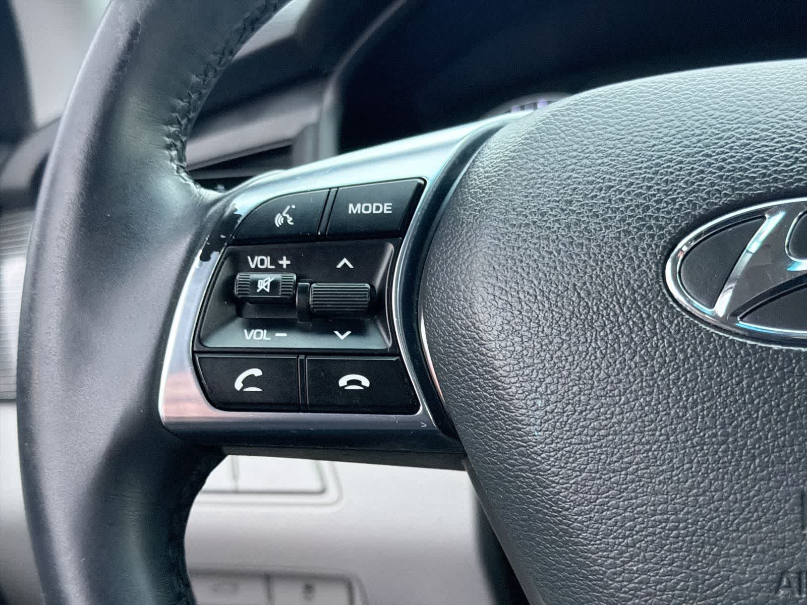 Thumbnail: 2018 Hyundai Sonata - 25