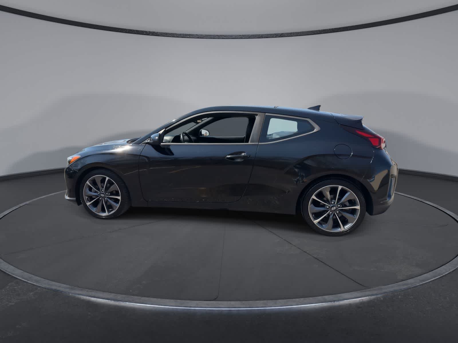 Thumbnail: 2019 Hyundai Veloster - 5