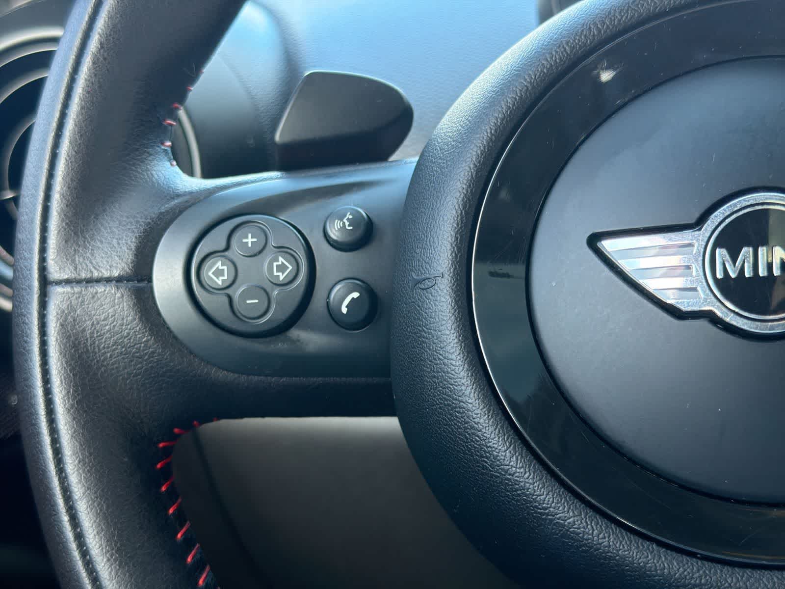 Thumbnail: 2016 MINI Cooper Countryman - 25