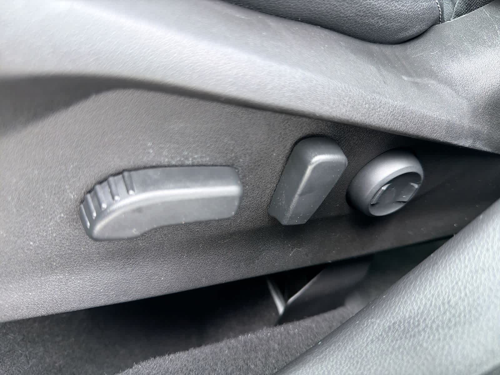 Thumbnail: 2020 Subaru Forester - 18