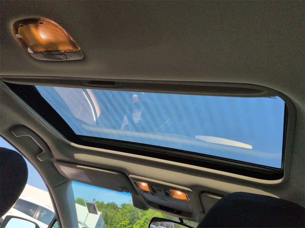 Thumbnail: 2015 Subaru Outback - 23