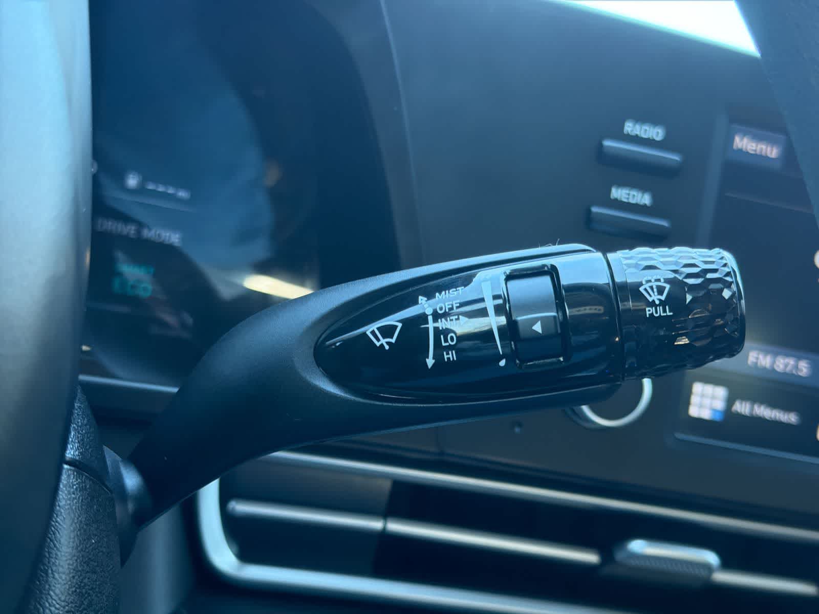 Thumbnail: 2023 Hyundai Elantra - 26