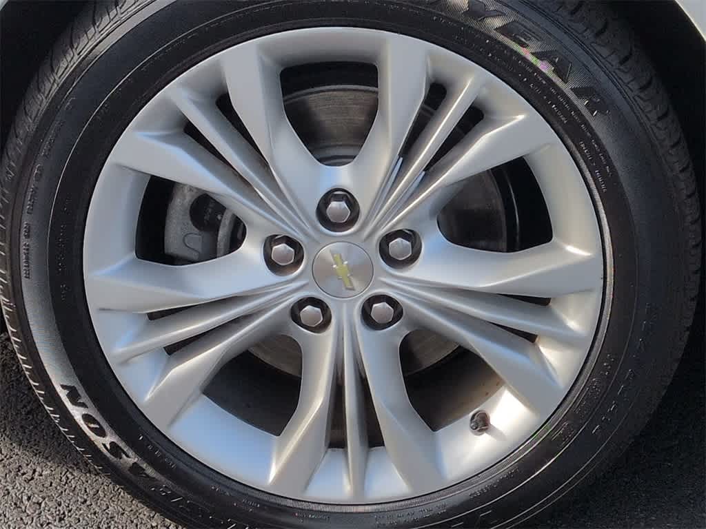 Thumbnail: 2015 Chevrolet Impala - 14