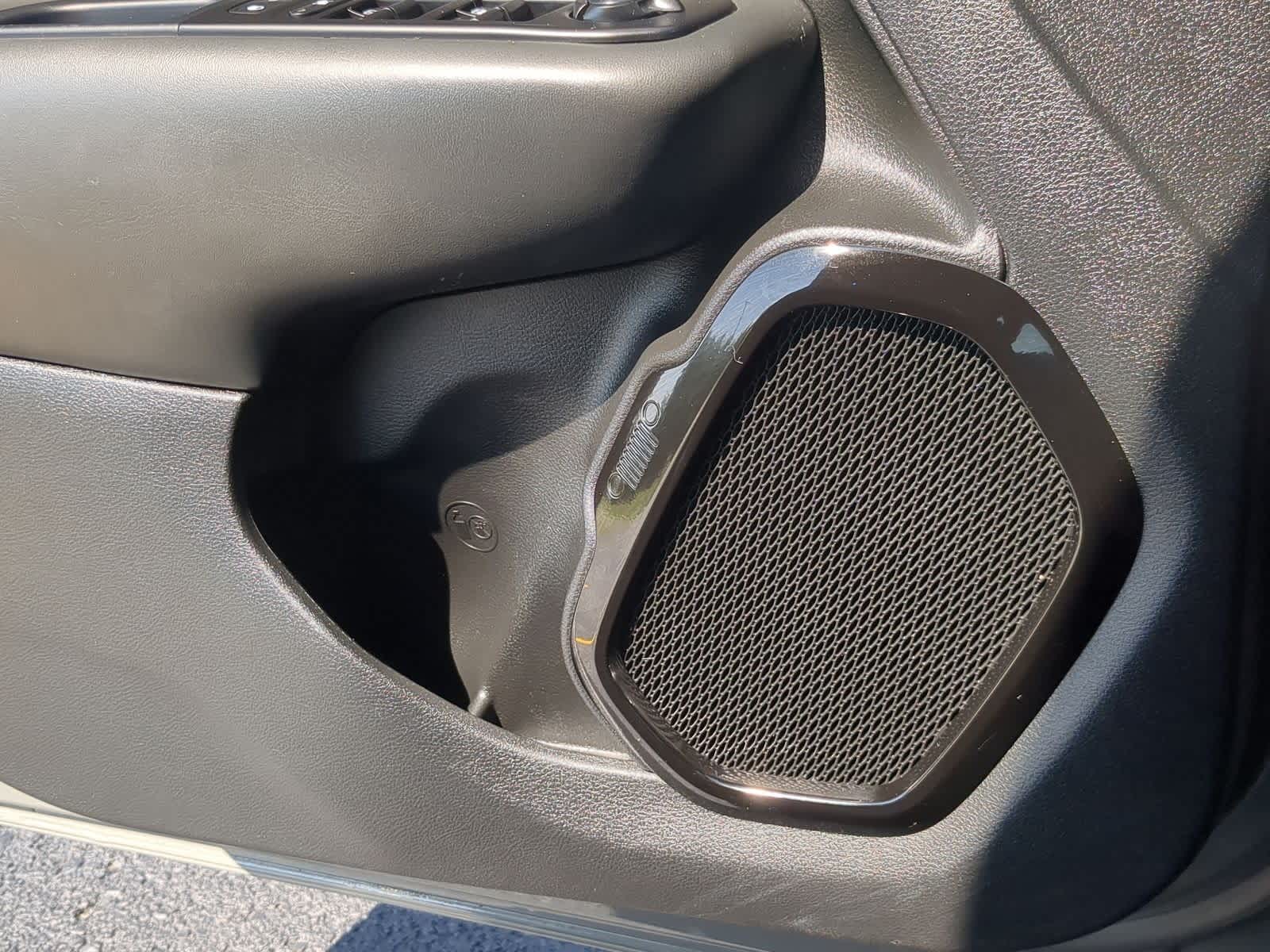 Thumbnail: 2020 Jeep Renegade - 30