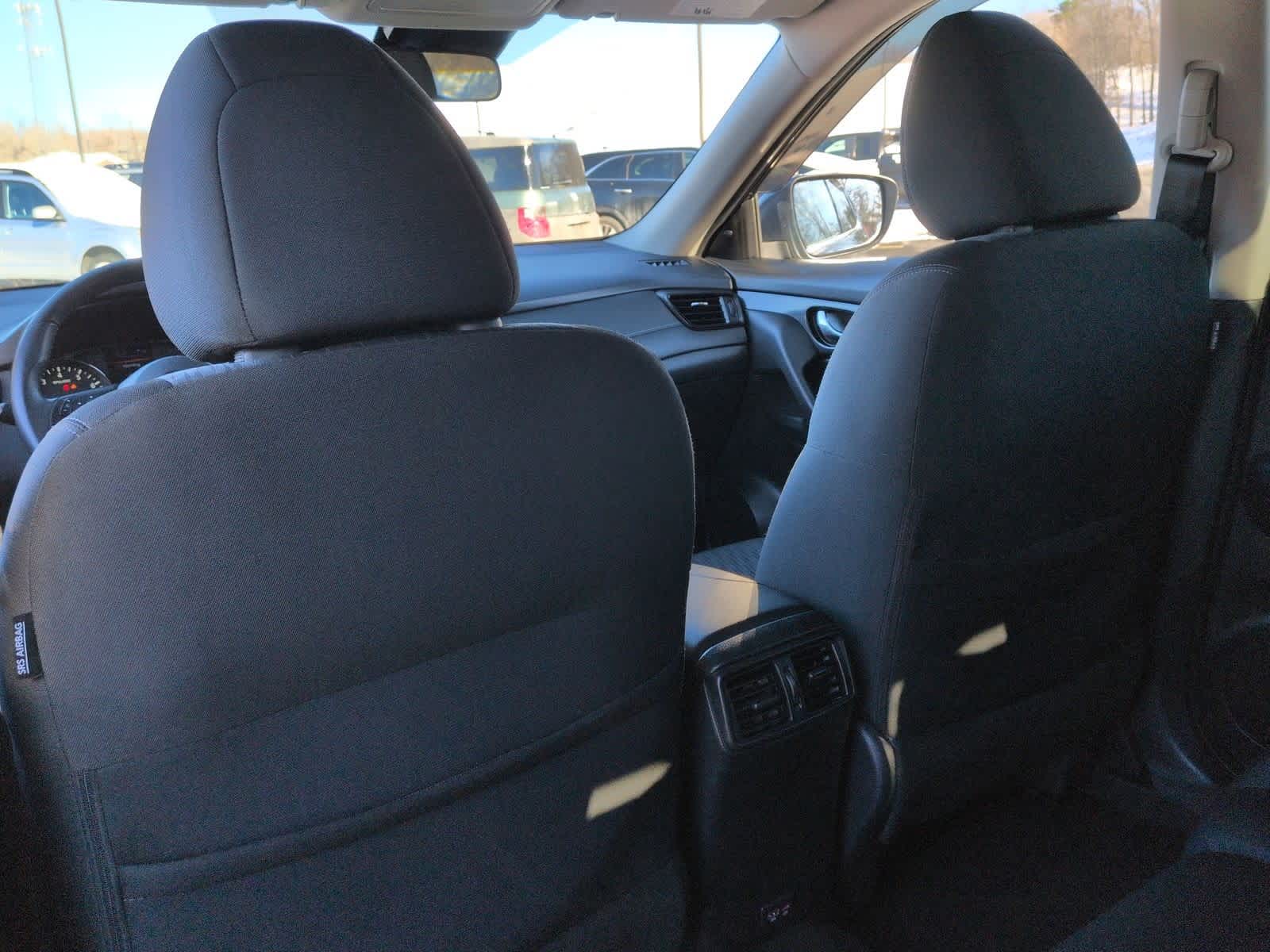 Thumbnail: 2019 Nissan Rogue - 19