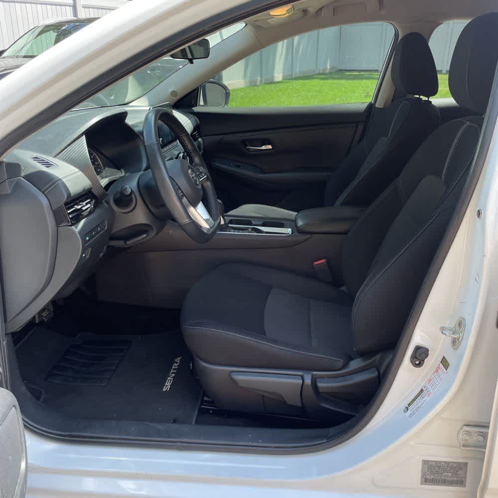 Thumbnail: 2021 Nissan Sentra - 2