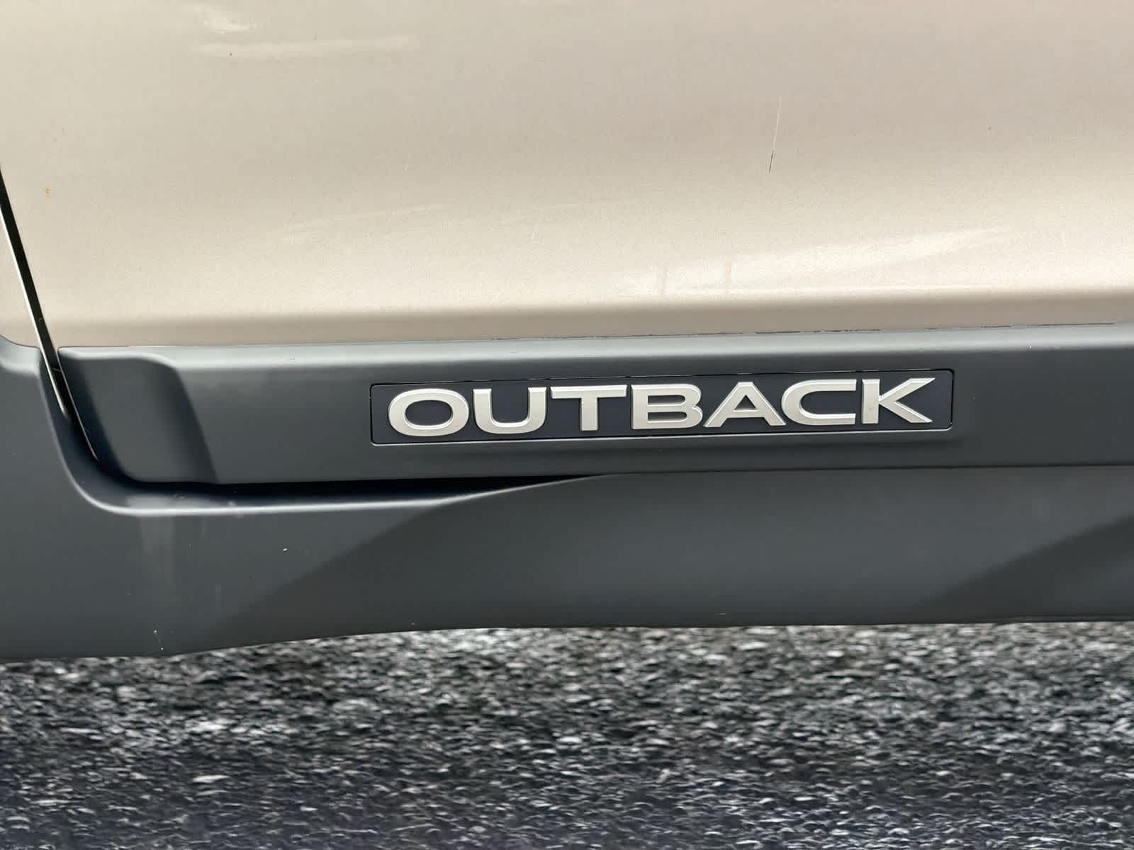 Thumbnail: 2015 Subaru Outback - 13
