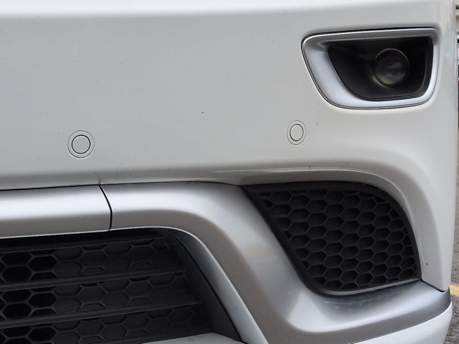 Thumbnail: 2016 Jeep Grand Cherokee - 11