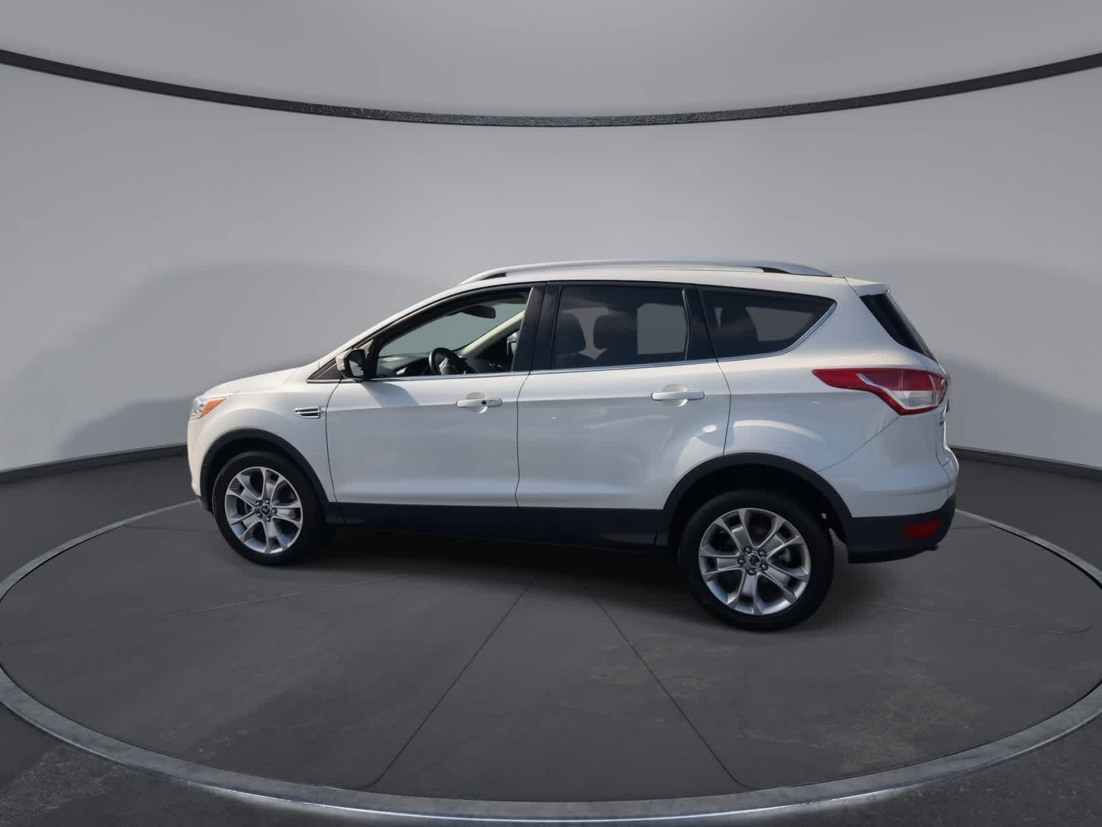 Thumbnail: 2016 Ford Escape - 5