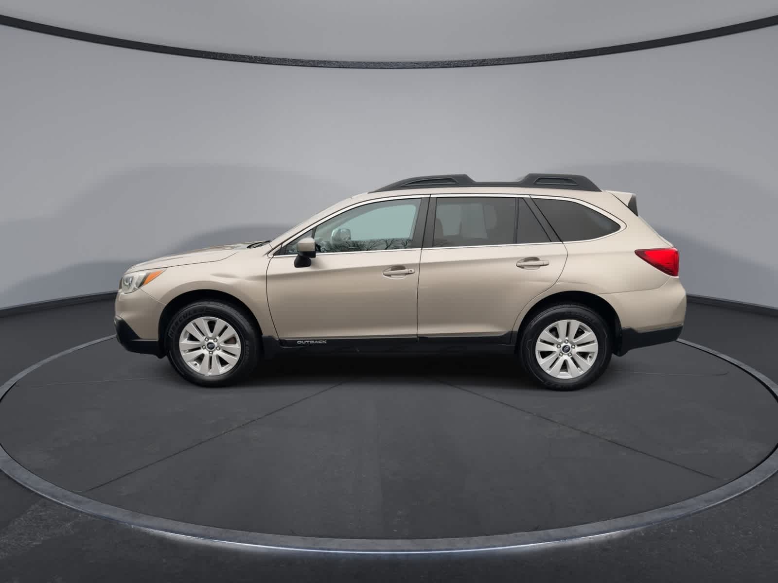 Thumbnail: 2015 Subaru Outback - 5