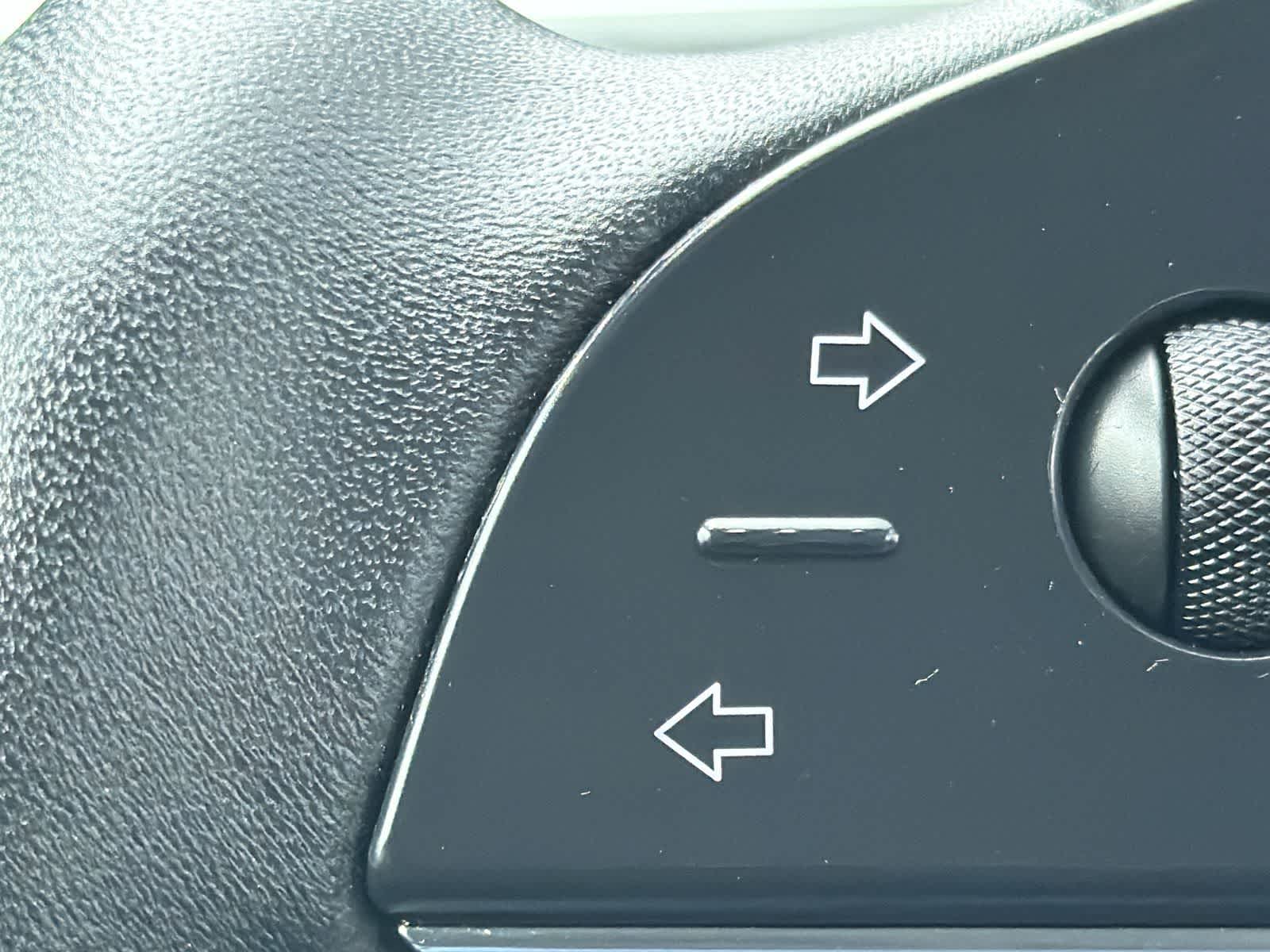 Thumbnail: 2022 Tesla Model S - 28