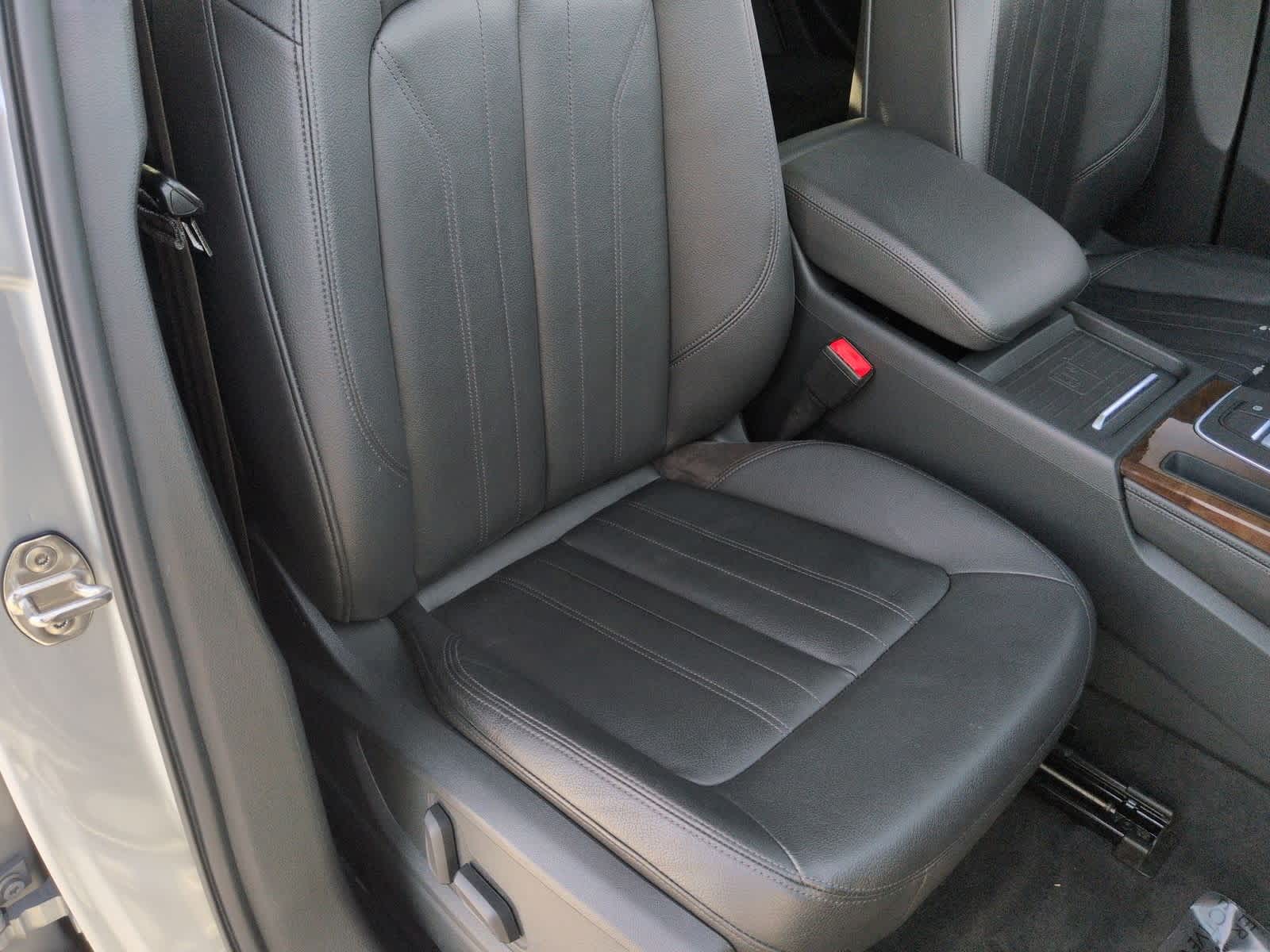 Thumbnail: 2020 Audi Q5 - 24