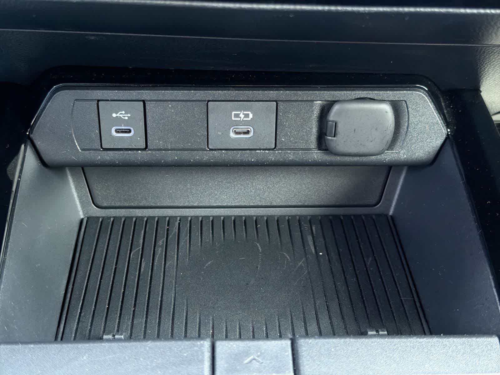 Thumbnail: 2025 Toyota Prius - 33