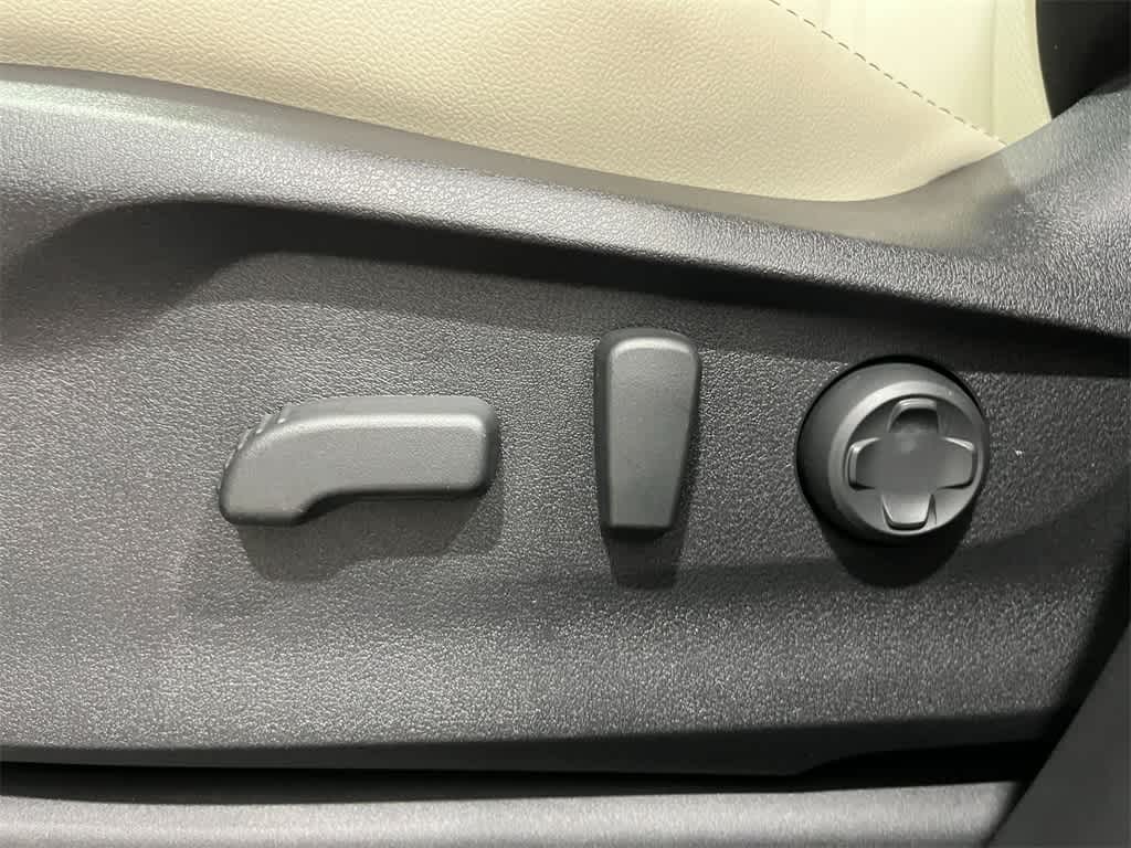 Thumbnail: 2025 Subaru Ascent - 13