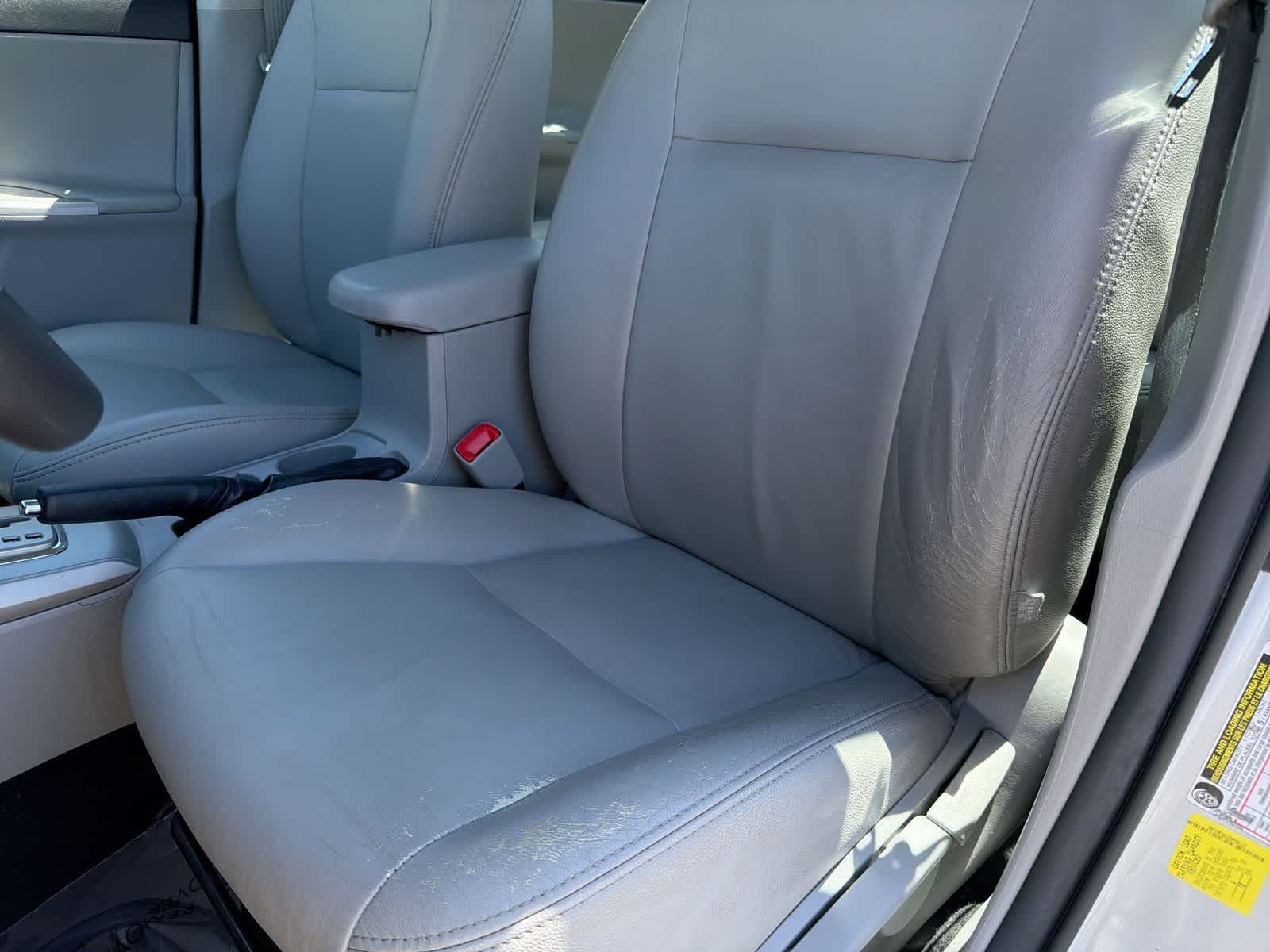 Thumbnail: 2013 Toyota Corolla - 17