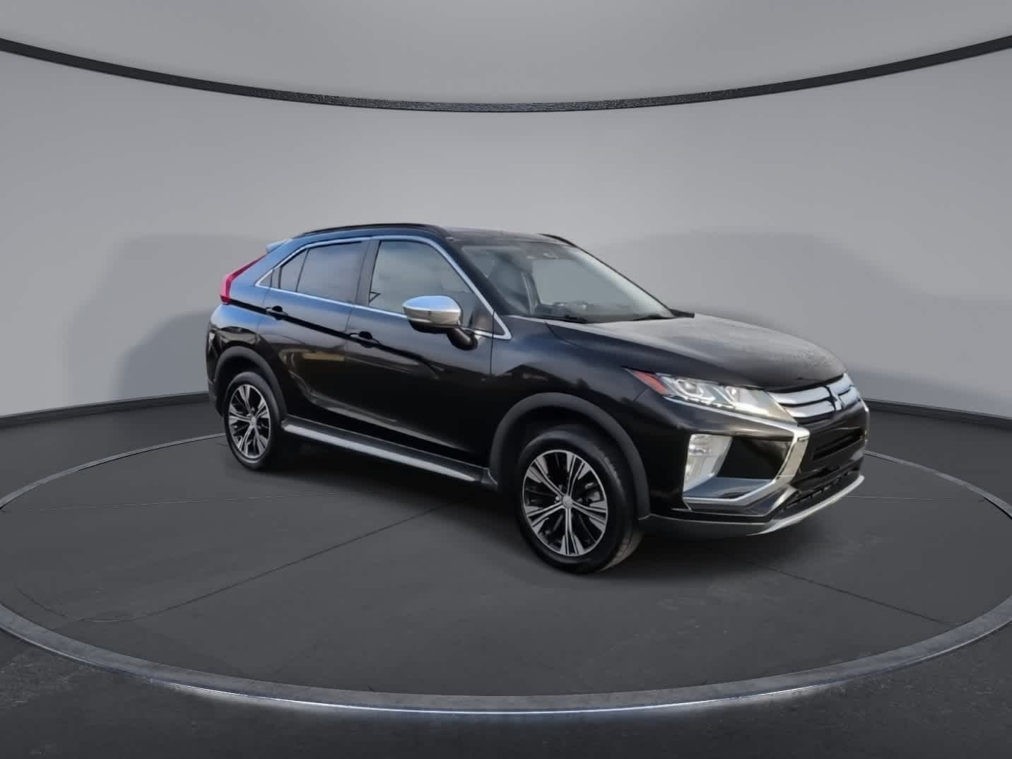 Thumbnail: 2019 Mitsubishi Eclipse Cross - 2