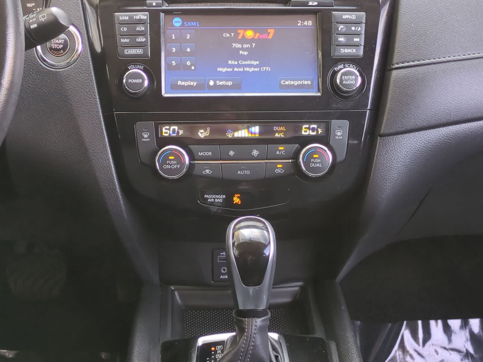 Thumbnail: 2017 Nissan Rogue - 27