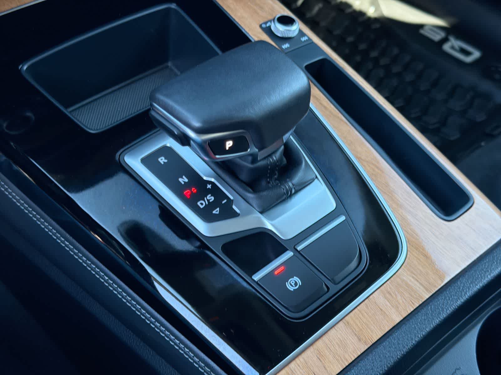 Thumbnail: 2023 Audi Q5 - 34