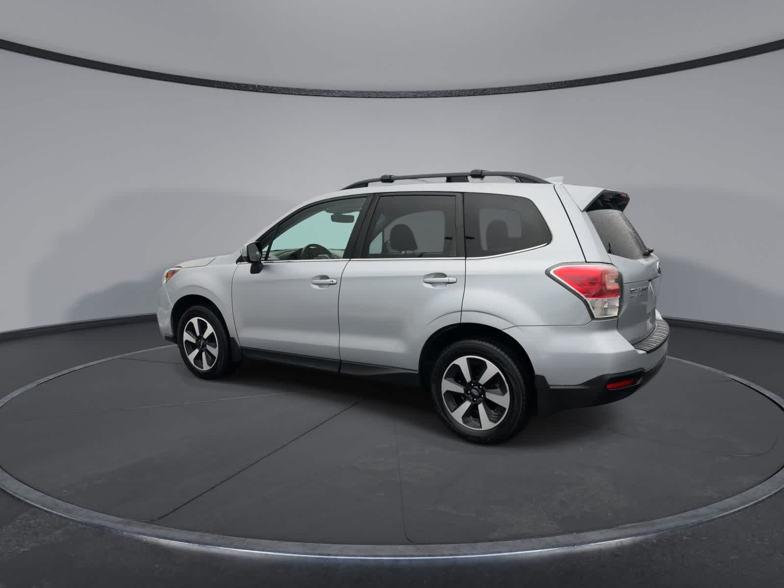 Thumbnail: 2018 Subaru Forester - 6