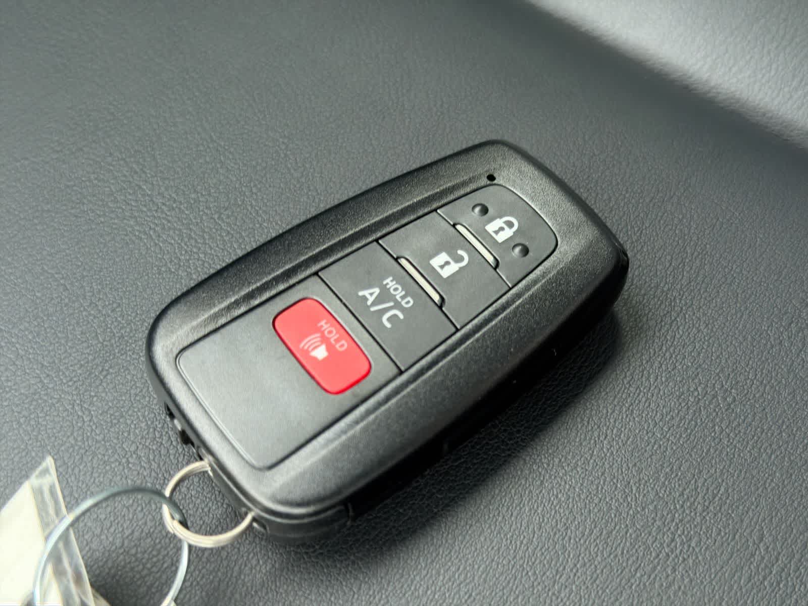 Thumbnail: 2022 Toyota Prius Prime - 36