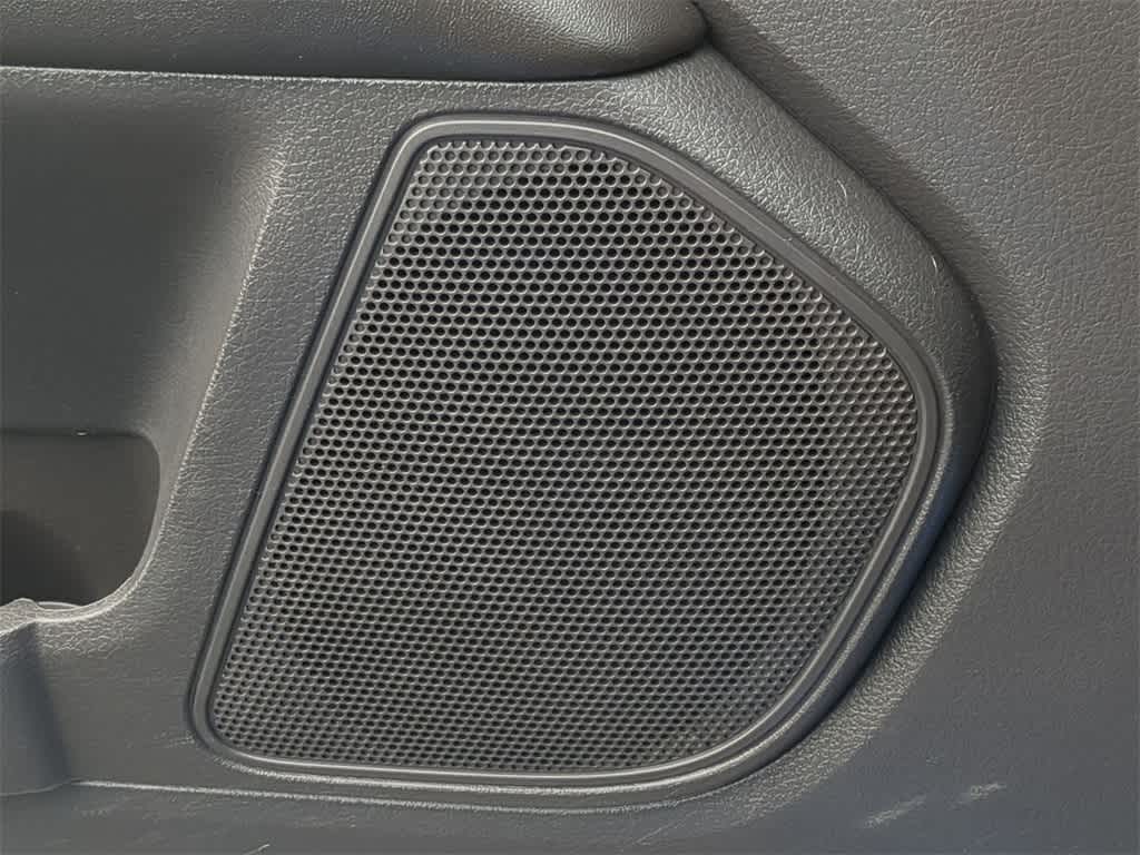 2012 Ford Fusion SE 29