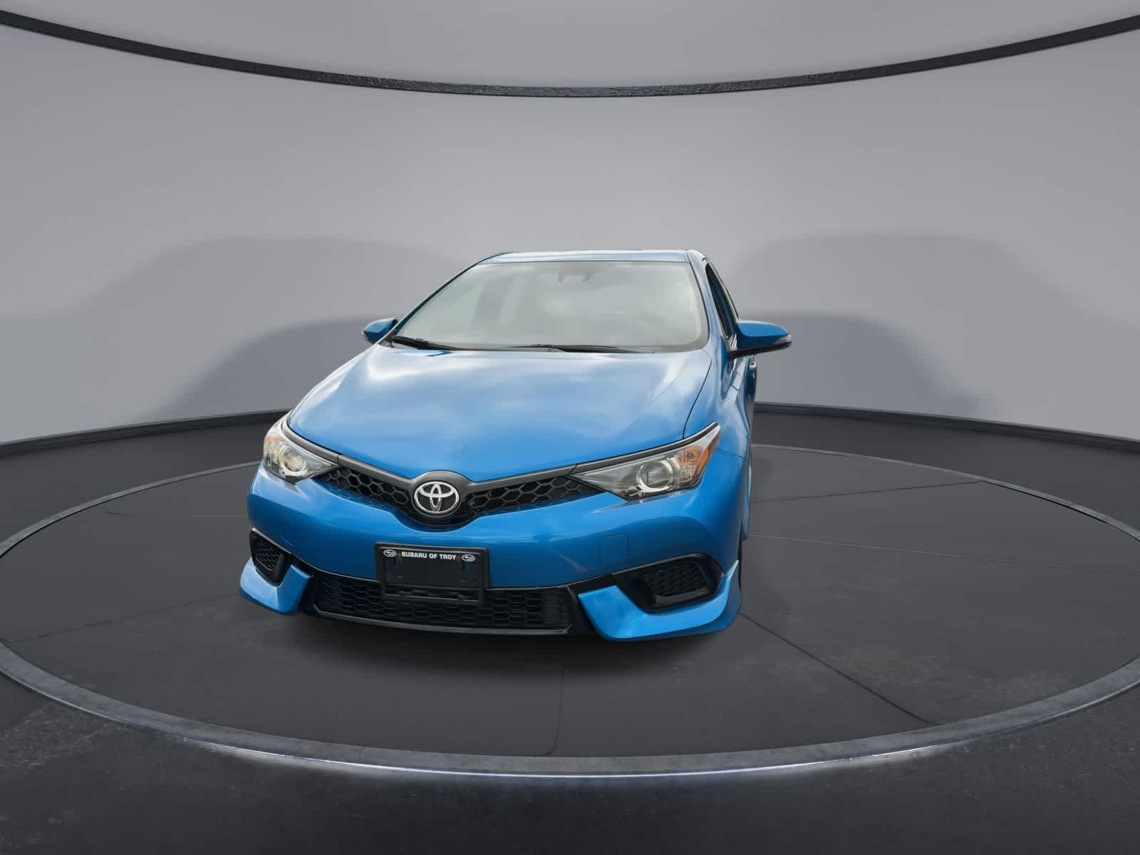 Thumbnail: 2017 Toyota Corolla iM - 3