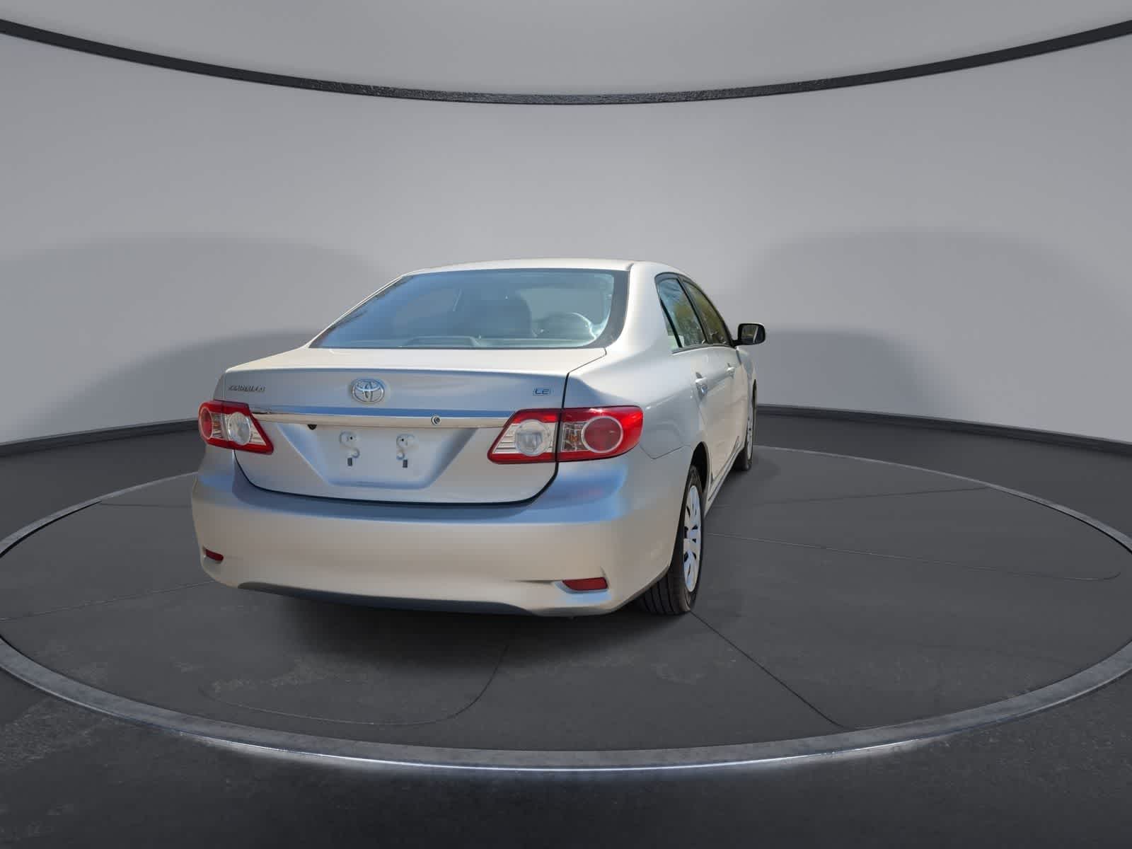 Thumbnail: 2013 Toyota Corolla - 7