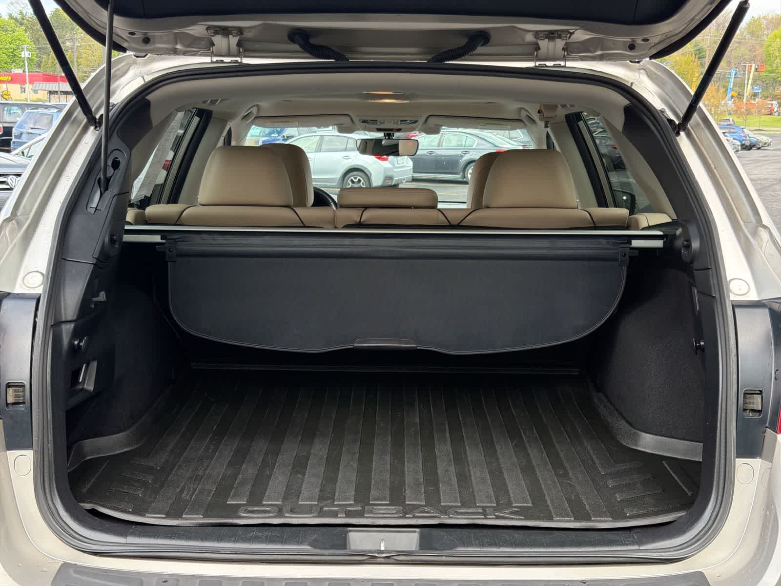 Thumbnail: 2017 Subaru Outback - 36