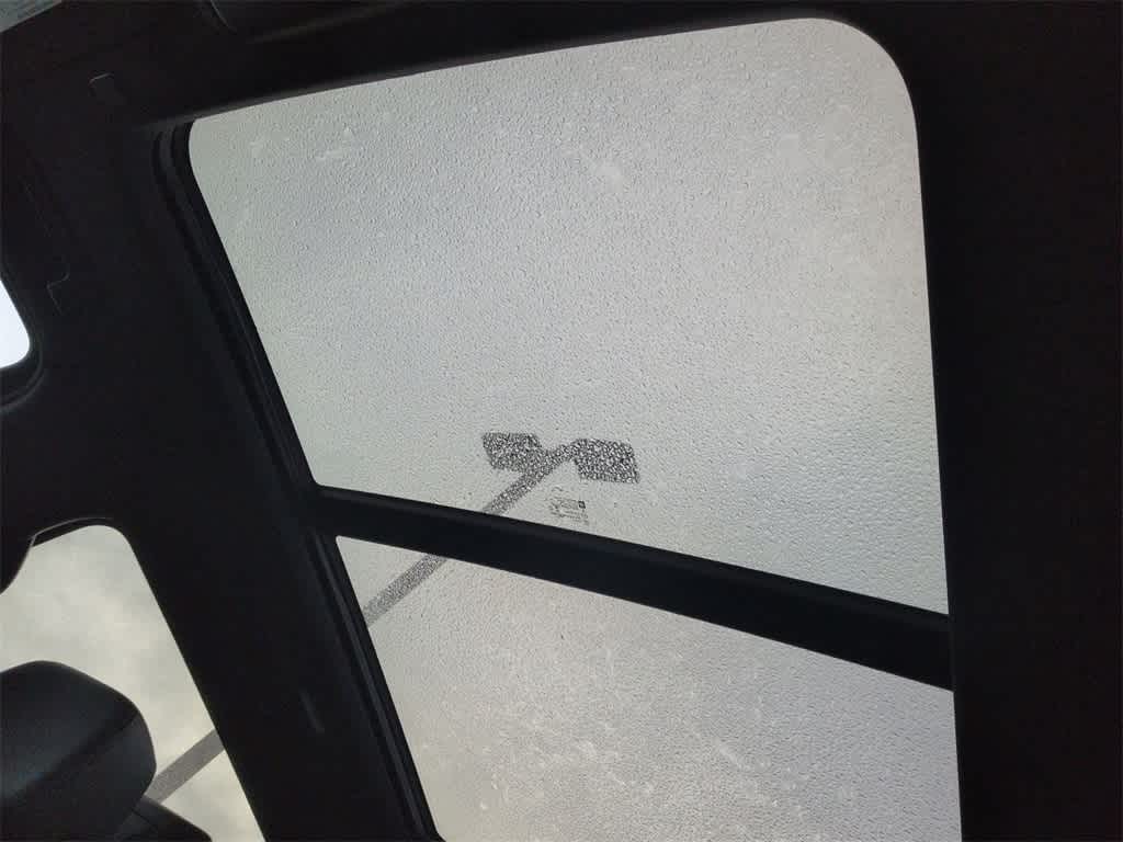 Thumbnail: 2021 Chevrolet Suburban - 20