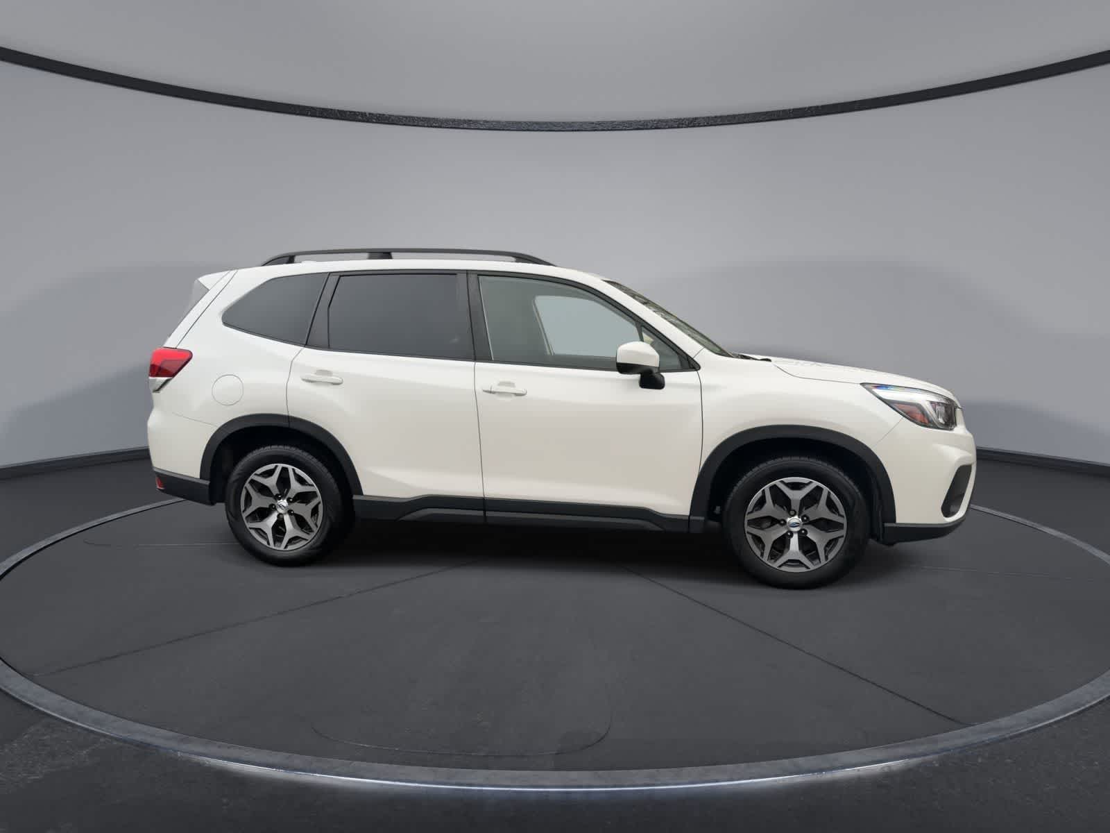 Thumbnail: 2019 Subaru Forester - 9