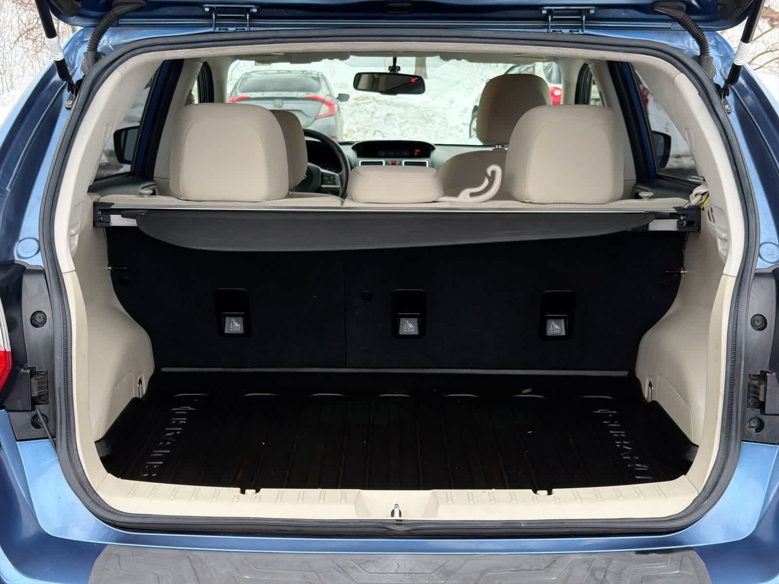 Thumbnail: 2015 Subaru XV Crosstrek - 34