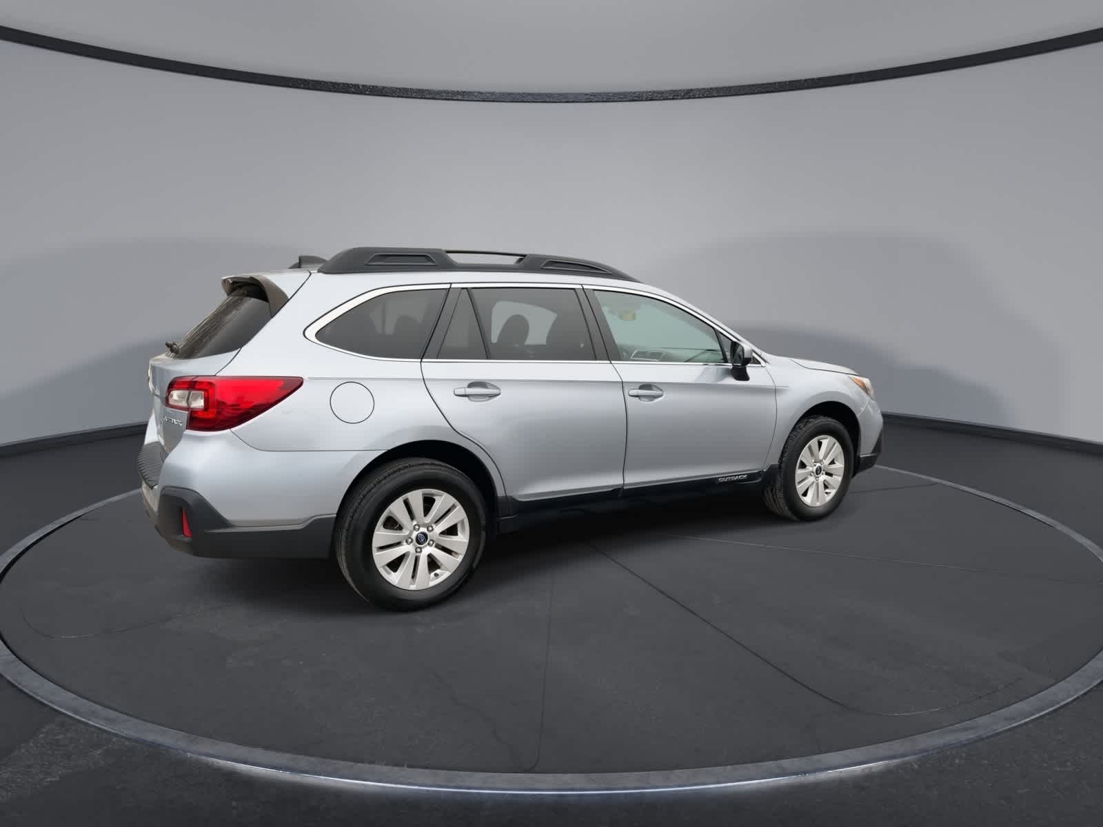 Thumbnail: 2019 Subaru Outback - 8