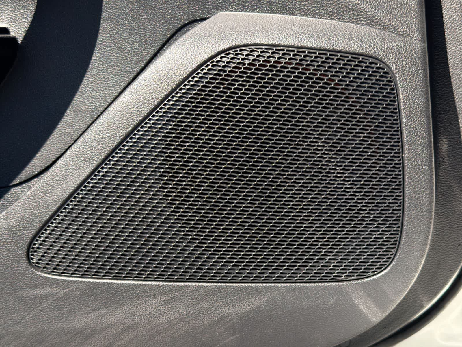 Thumbnail: 2020 Toyota Corolla - 33