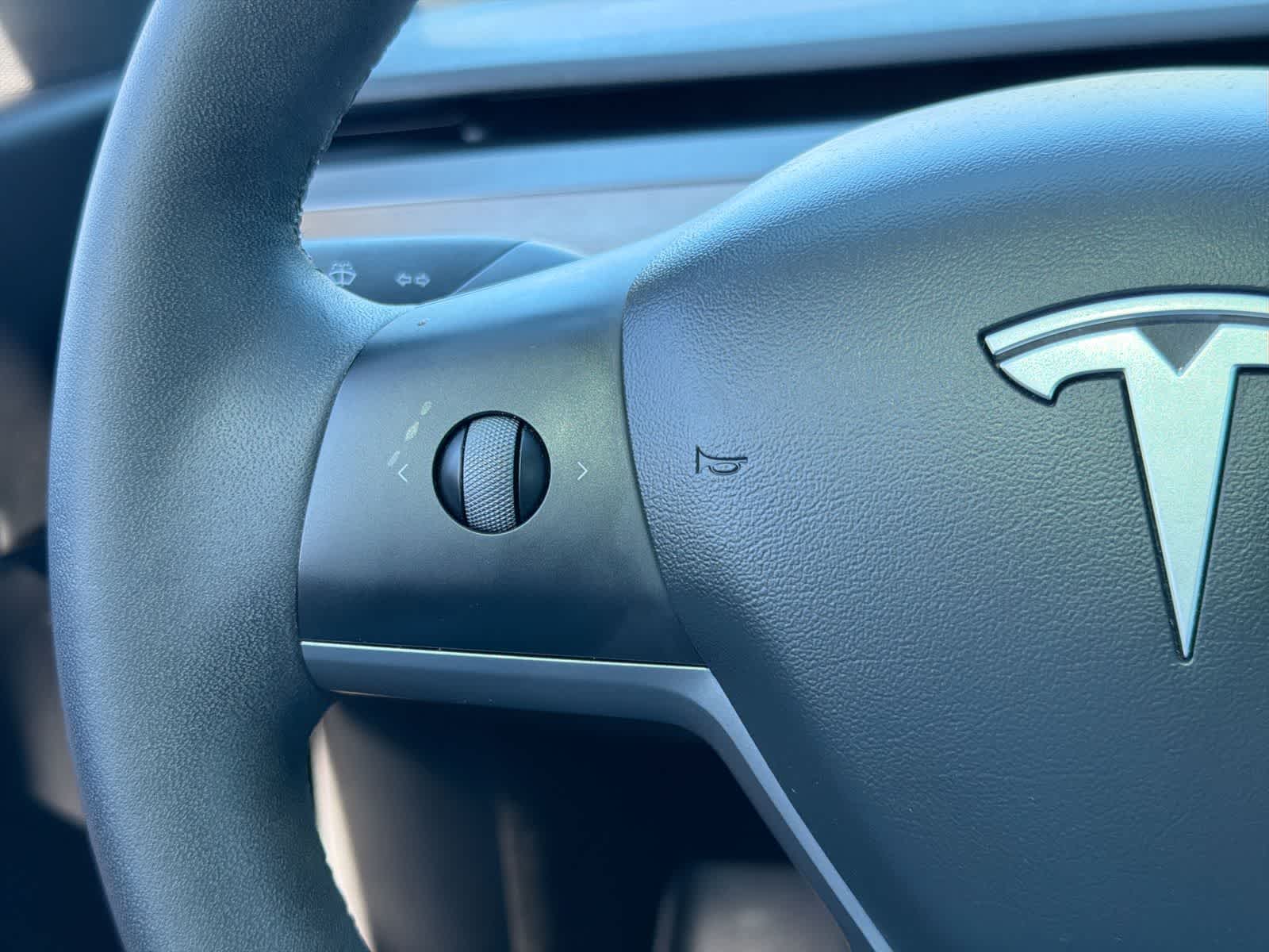 Thumbnail: 2021 Tesla Model Y - 25