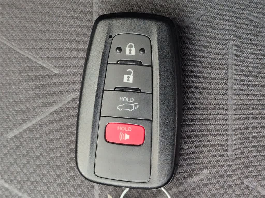 Thumbnail: 2019 Toyota RAV4 - 37