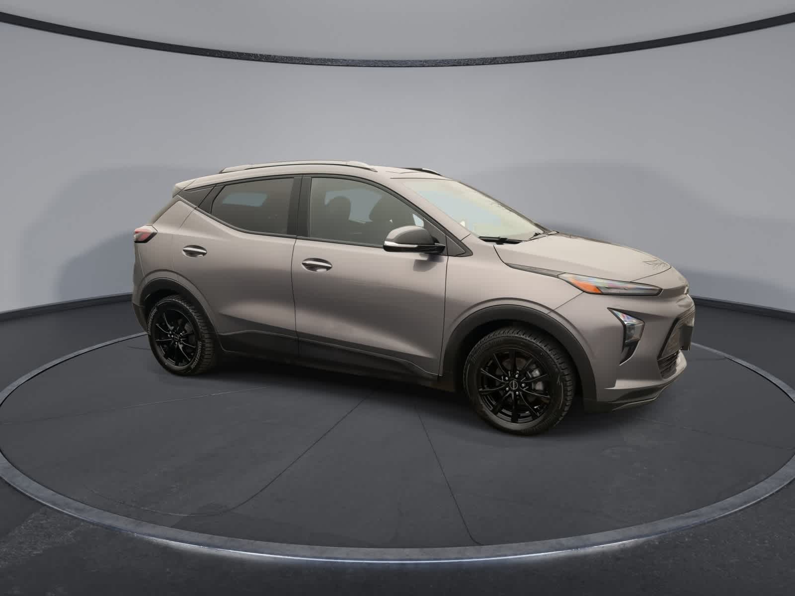 Thumbnail: 2023 Chevrolet Bolt EUV - 2