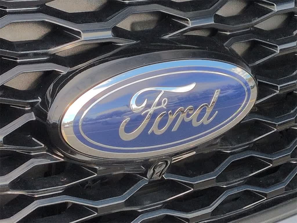 Thumbnail: 2022 Ford Explorer - 12