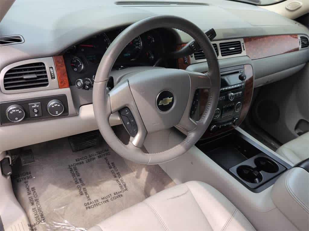 Thumbnail: 2013 Chevrolet Tahoe - 10