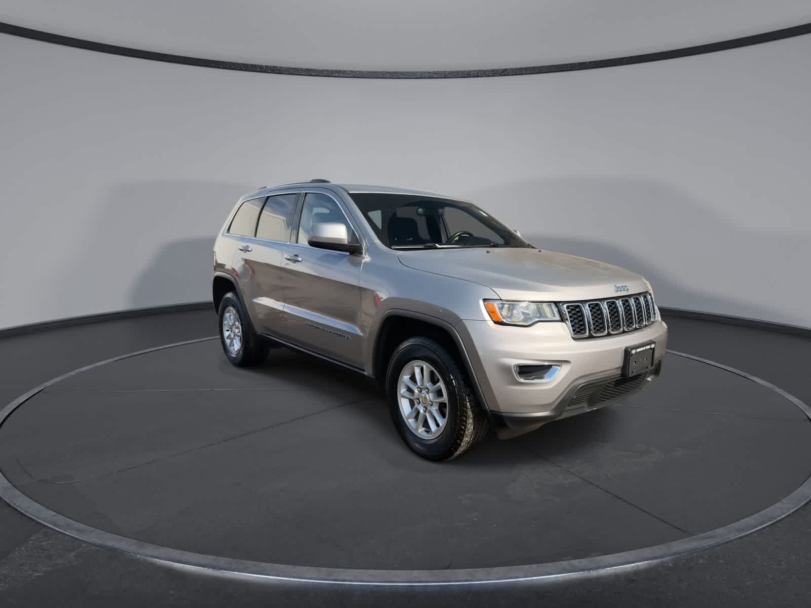 Thumbnail: 2018 Jeep Grand Cherokee - 2
