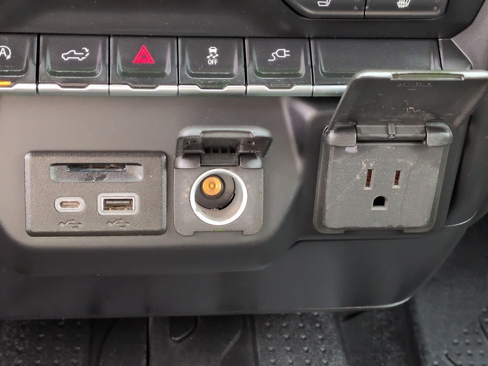 Thumbnail: 2019 Chevrolet Silverado 1500 - 30