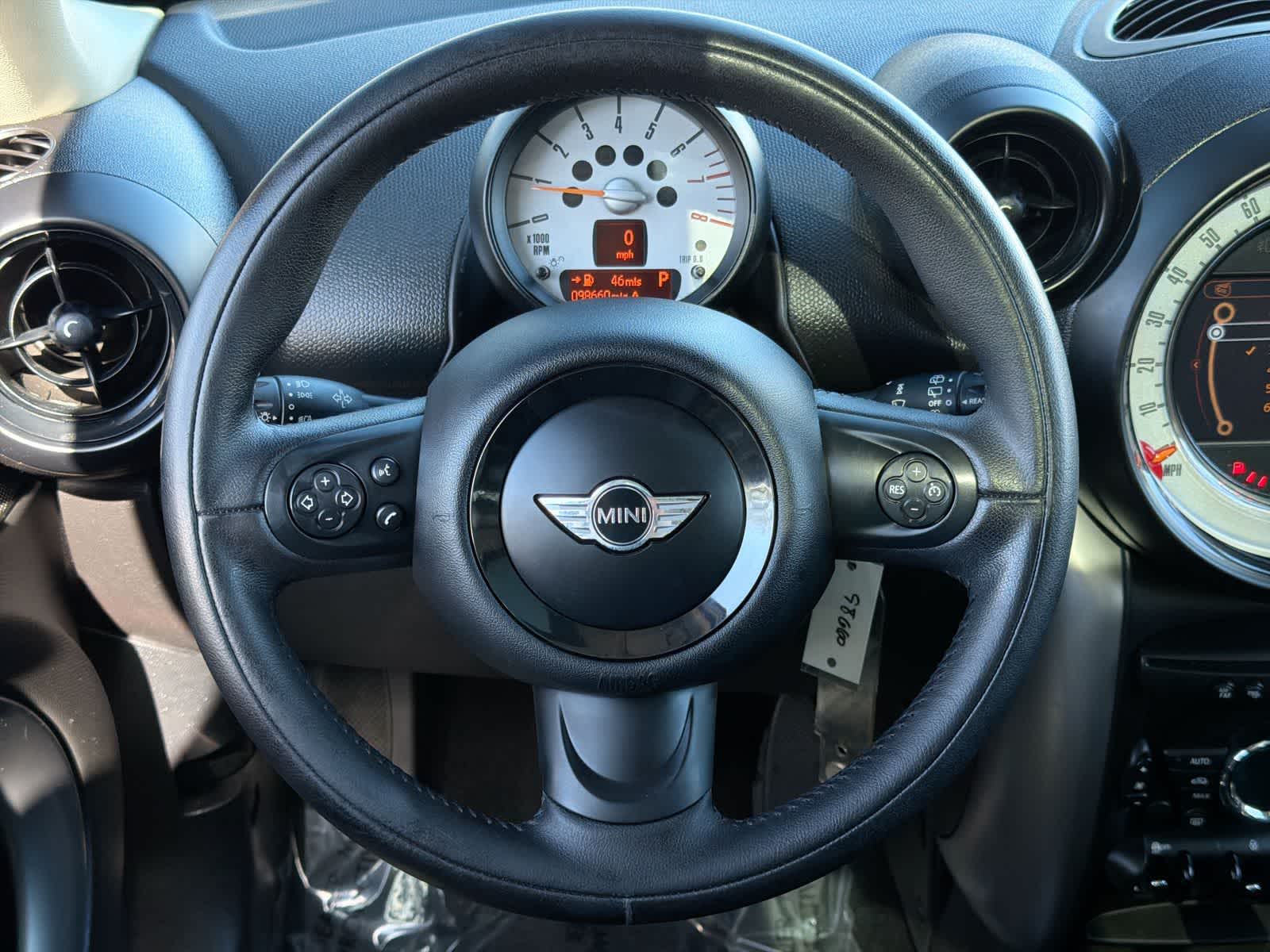 Thumbnail: 2014 MINI Cooper Countryman - 24