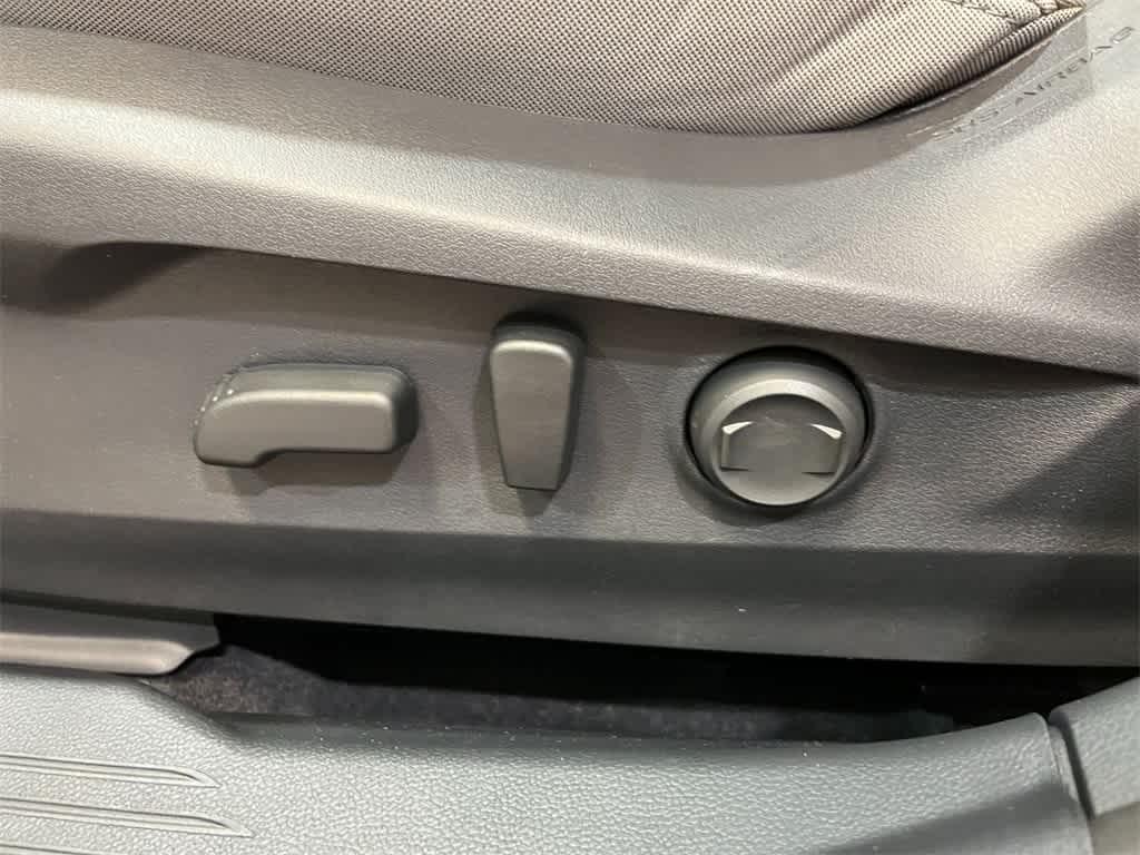 Thumbnail: 2025 Subaru Legacy - 13