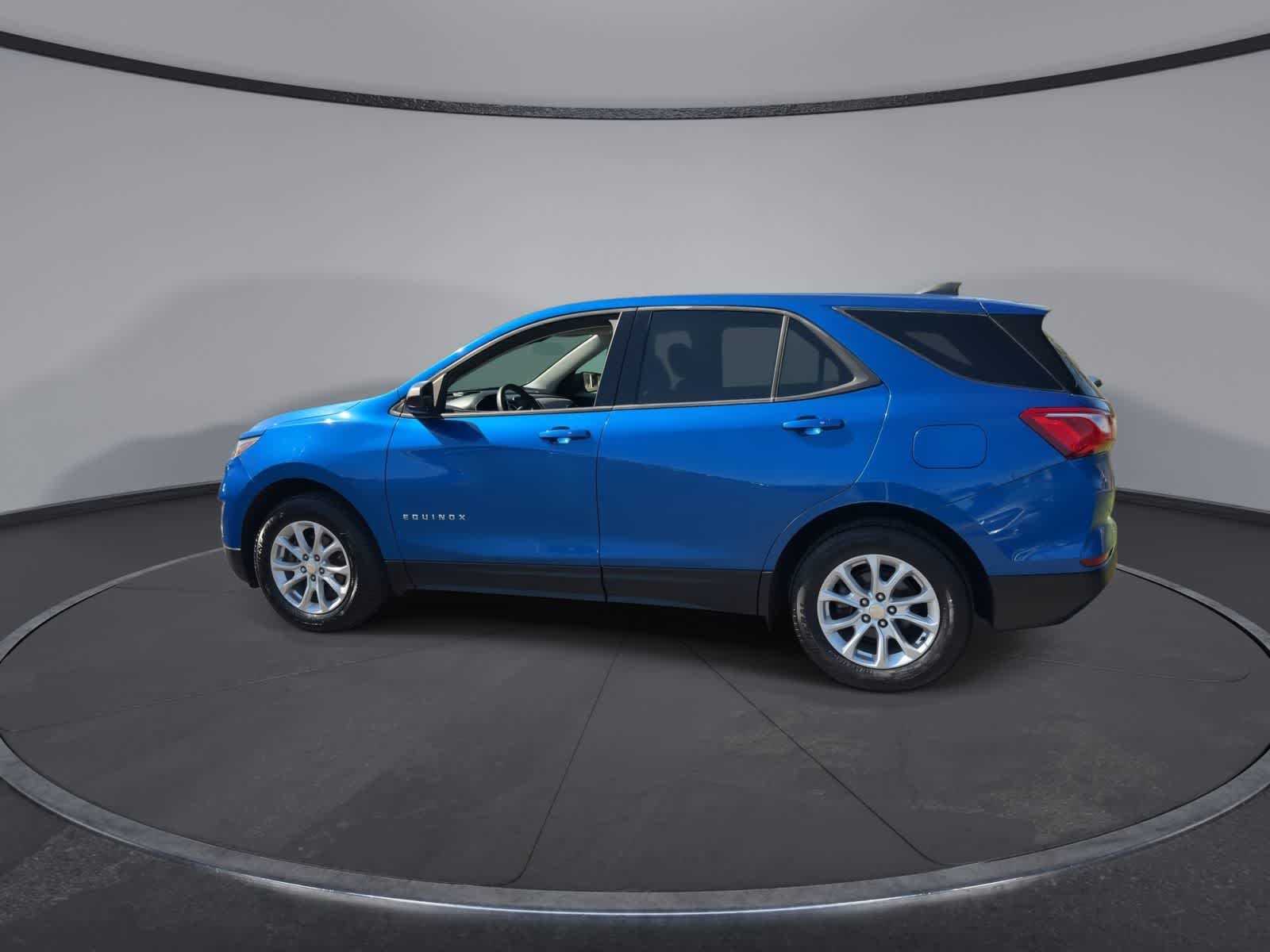 Thumbnail: 2019 Chevrolet Equinox - 5