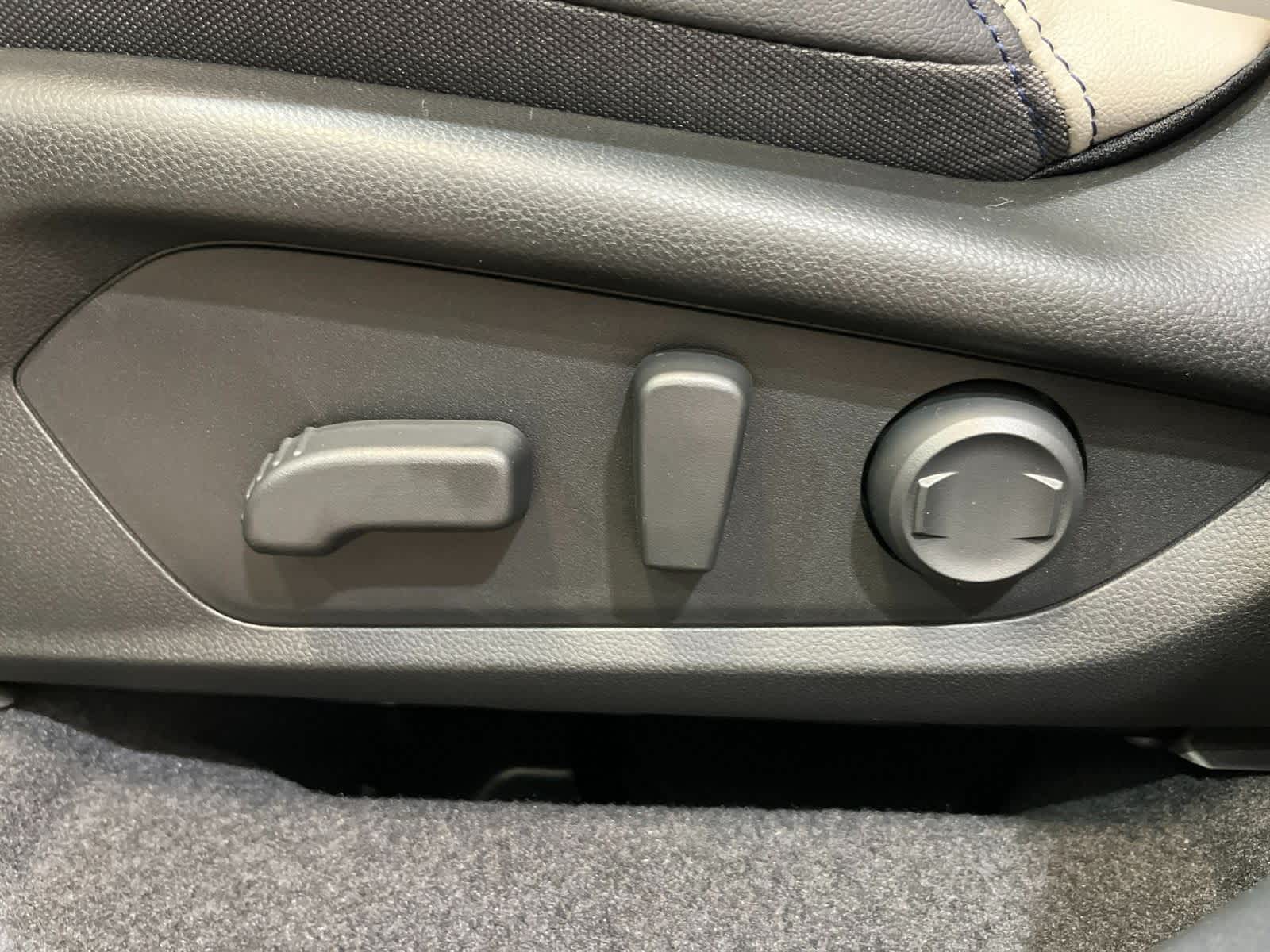 Thumbnail: 2025 Subaru Forester - 13