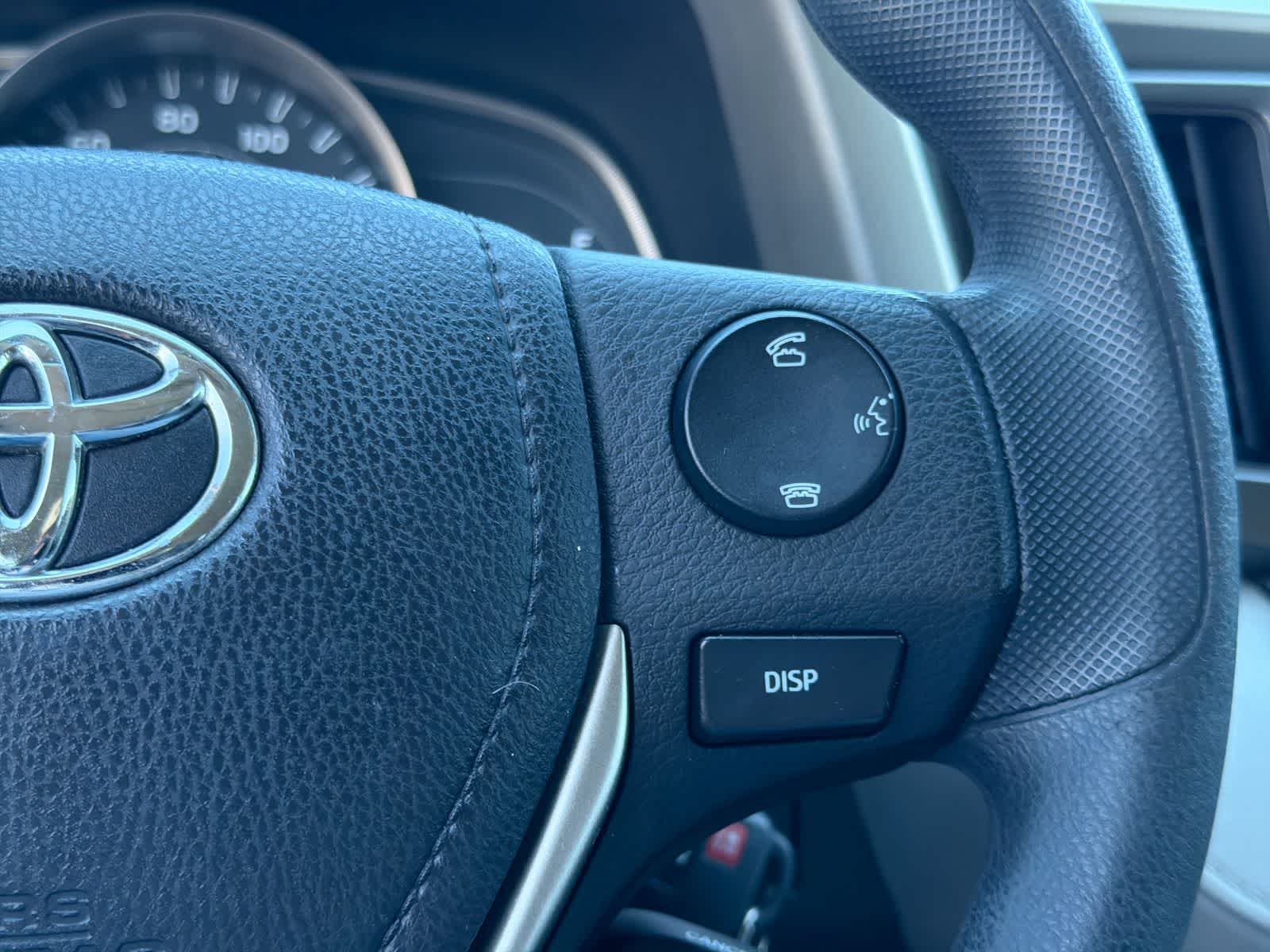 Thumbnail: 2015 Toyota RAV4 - 25