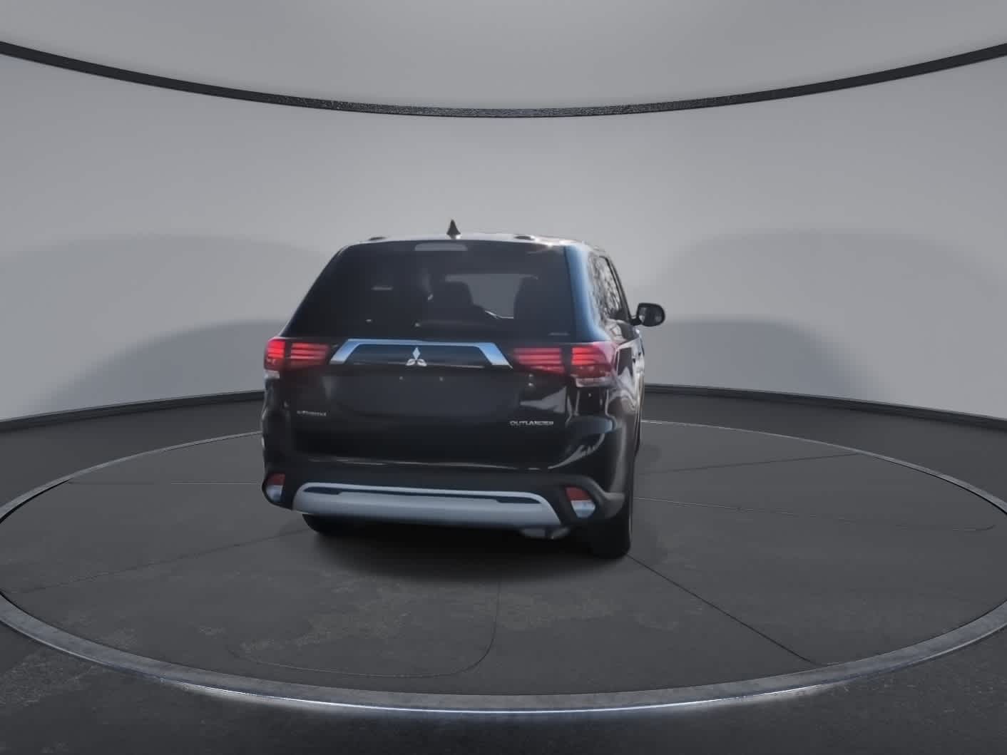 Thumbnail: 2019 Mitsubishi Outlander - 7