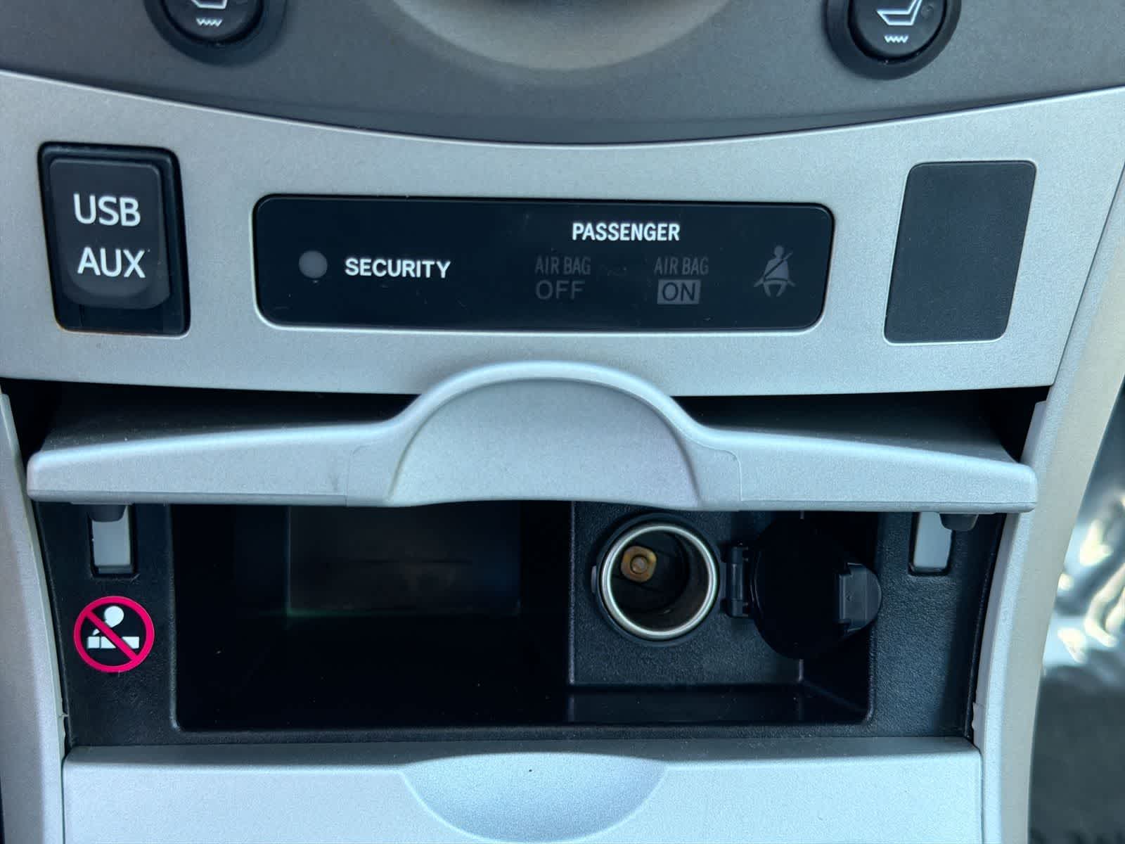 Thumbnail: 2013 Toyota Corolla - 31