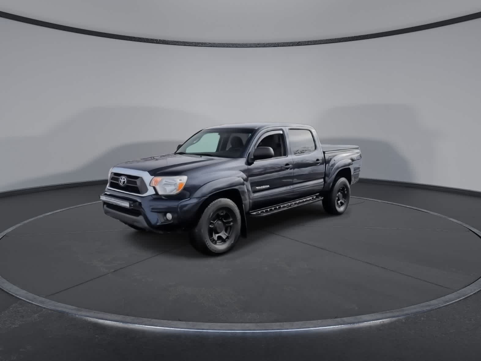 Thumbnail: 2012 Toyota Tacoma - 3