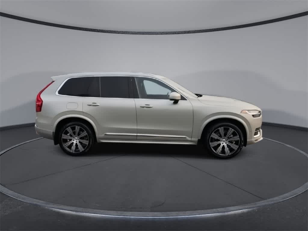 Thumbnail: 2022 Volvo XC90 - 9